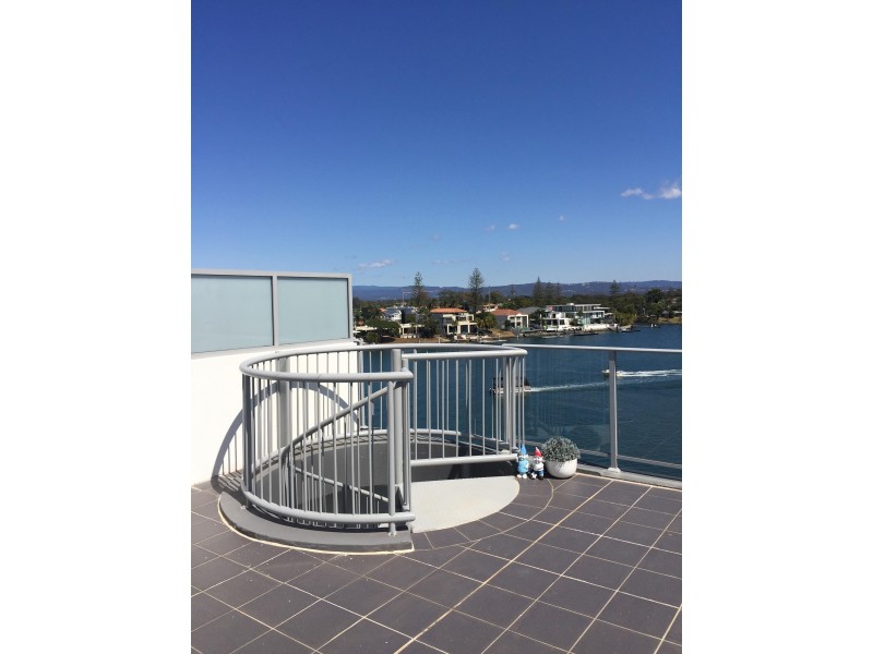 30-32 Paradise Island Drive, Surfers Paradise QLD 4217