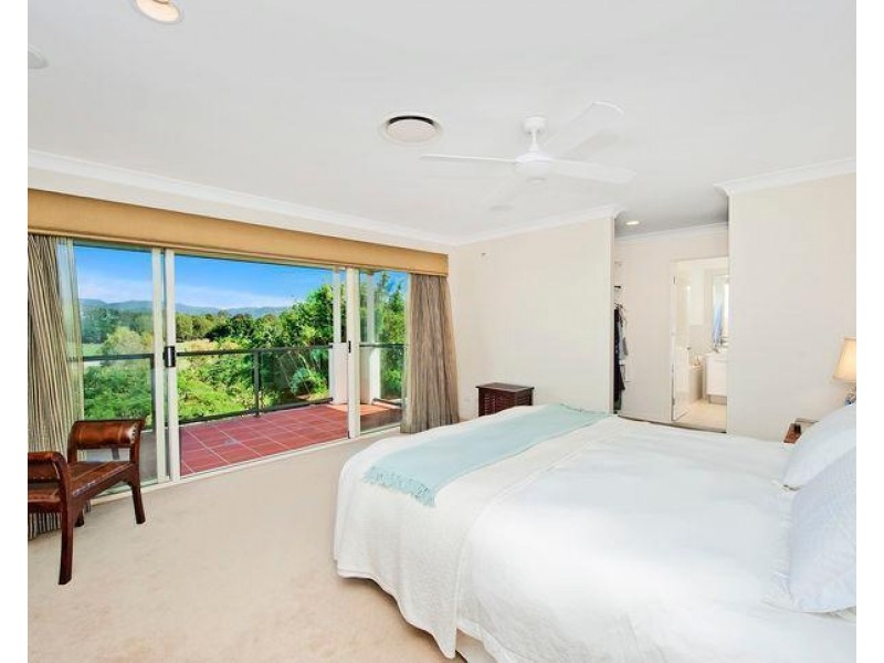 144 Easthill Drive, Robina QLD 4226