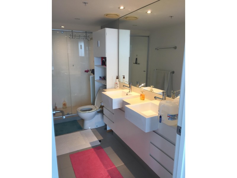 5/23806 5 lawson st, Southport QLD 4215