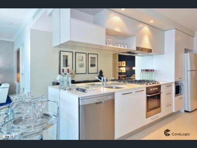 30-32 Penthouse – Paradise Island, Surfers Paradise QLD 4217