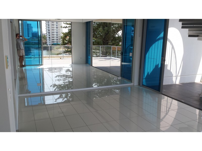 30-32 Penthouse – Paradise Island, Surfers Paradise QLD 4217