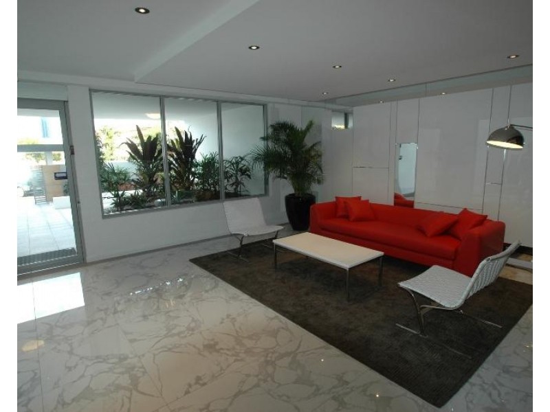 30-32 Penthouse – Paradise Island, Surfers Paradise QLD 4217