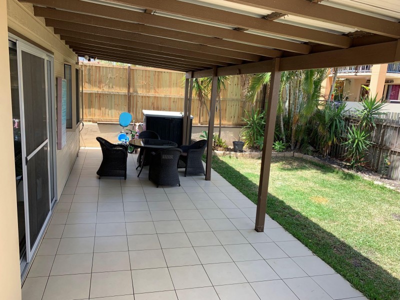 405 Cypress Tce N, Palm Beach QLD 4221