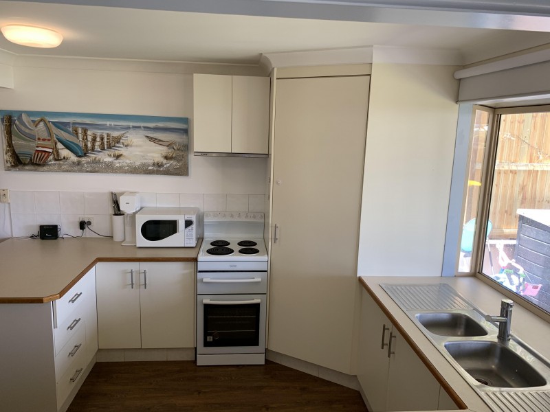 405 Cypress Tce N, Palm Beach QLD 4221