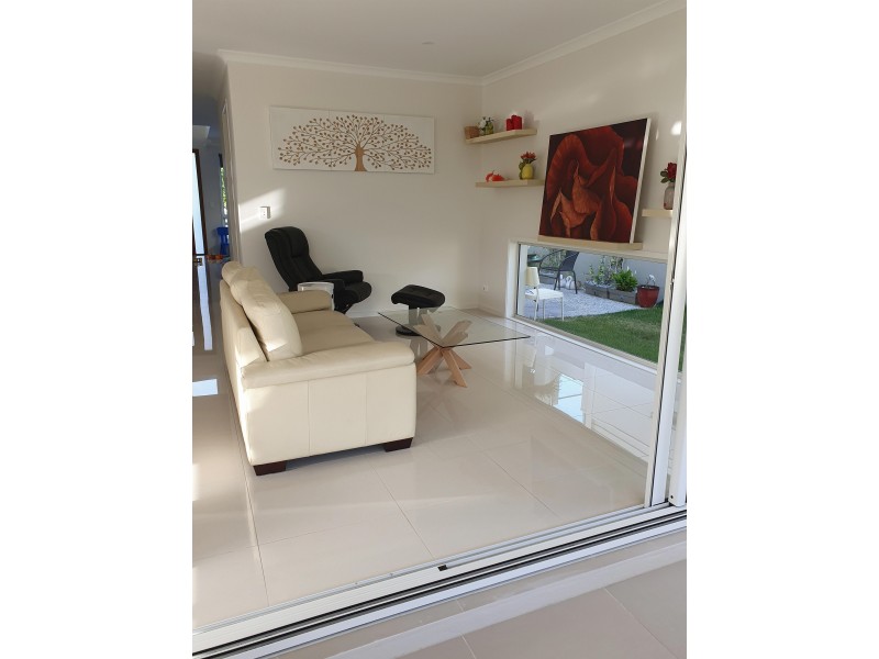 8 Kings Bay Street, Yaroomba QLD 4573