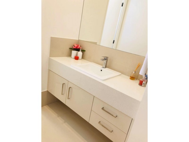 8 Kings Bay Street, Yaroomba QLD 4573