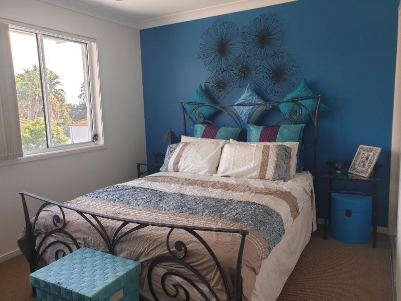 83 Dibar St, Wynnum QLD 4178