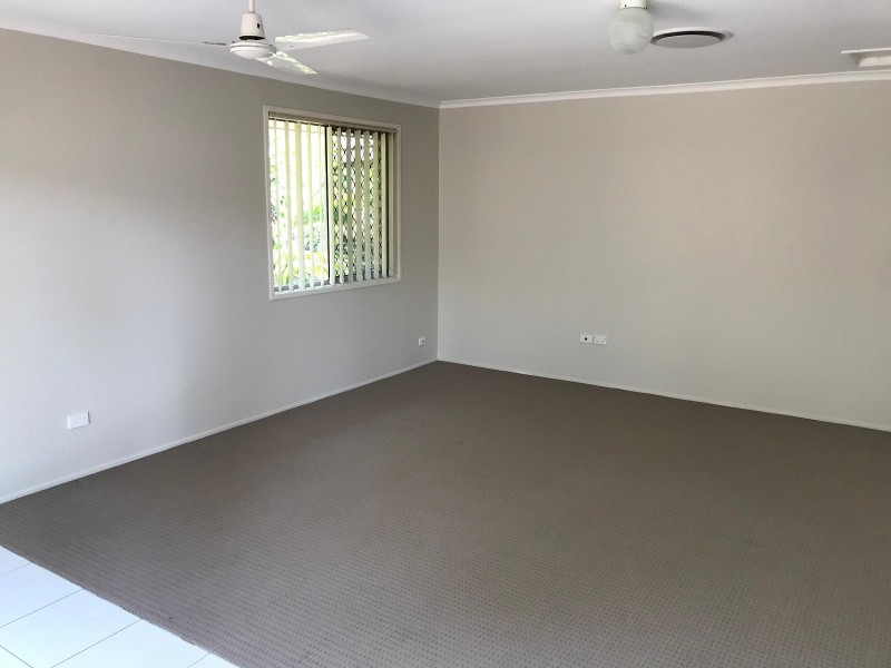 2 Phipps Place, Ormeau QLD 4208