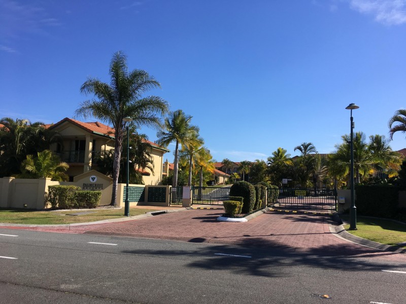 152 Palm Meadows Drive, Carrara QLD 4211