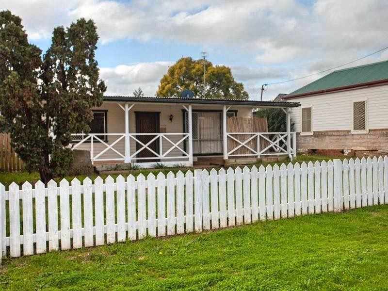 126 Maughan Street, Wellington NSW 2820