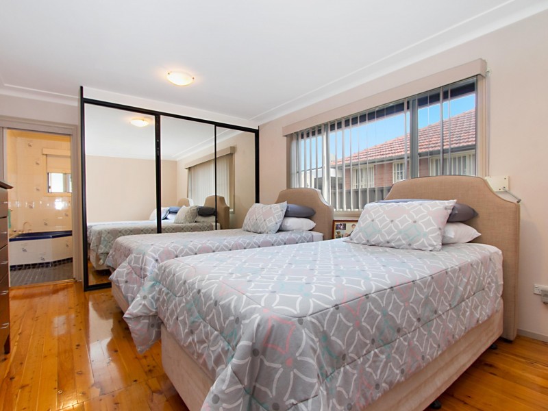 19 Rosemont Avenue, Smithfield NSW 2164