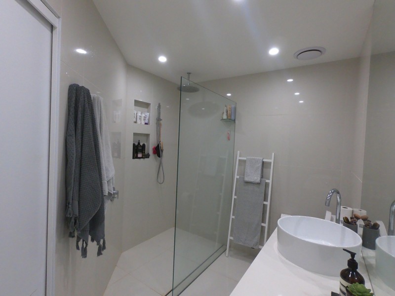 Unit 19/300 Cottesloe Drive, Mermaid Waters QLD 4218