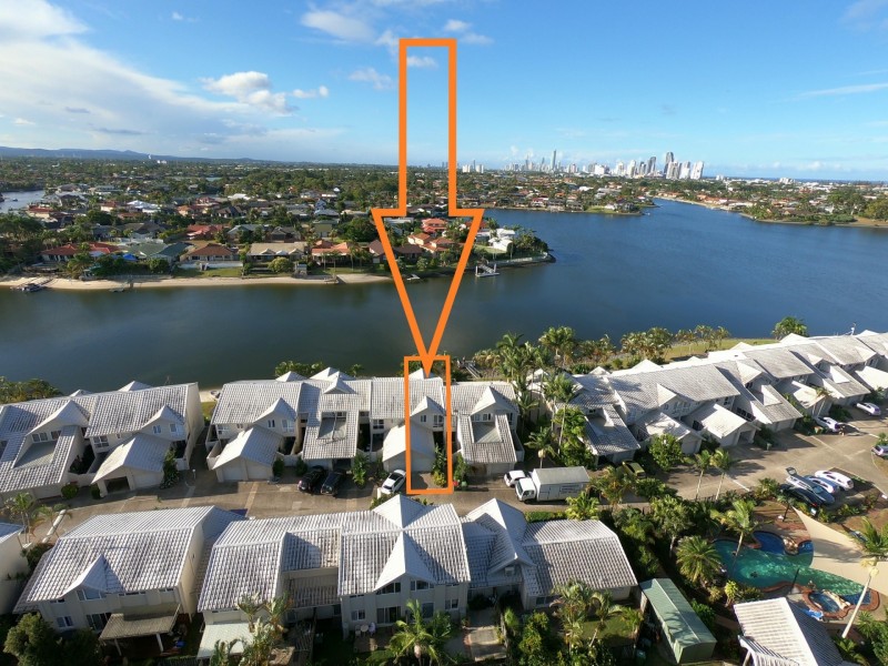 Unit 19/300 Cottesloe Drive, Mermaid Waters QLD 4218