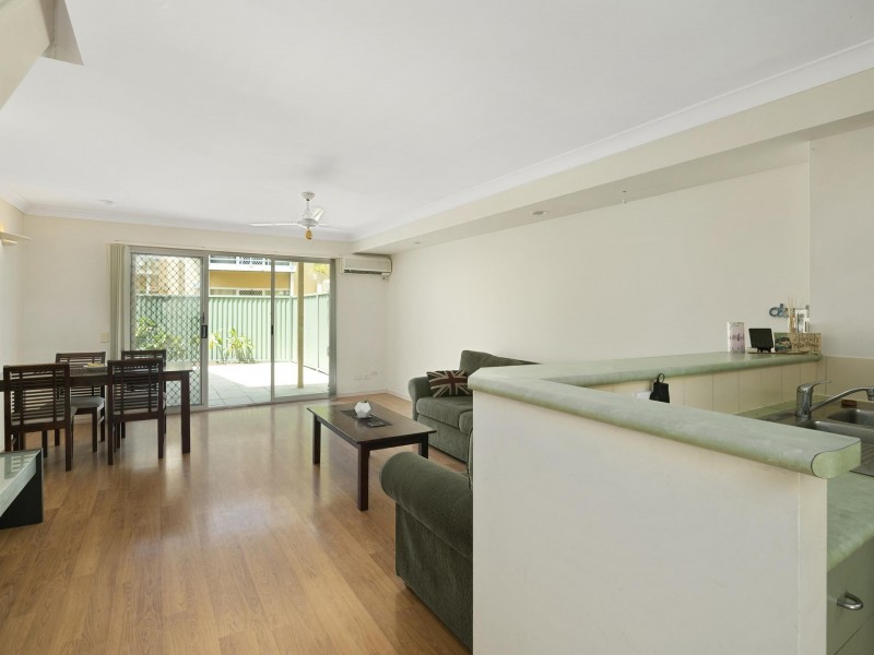 Unit 98/215 Cottesloe Drive, Mermaid Waters QLD 4218