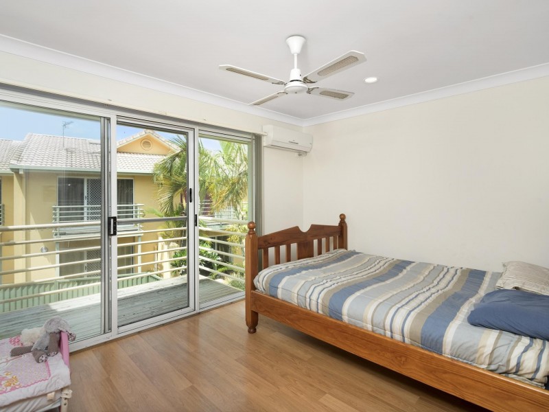 Unit 98/215 Cottesloe Drive, Mermaid Waters QLD 4218