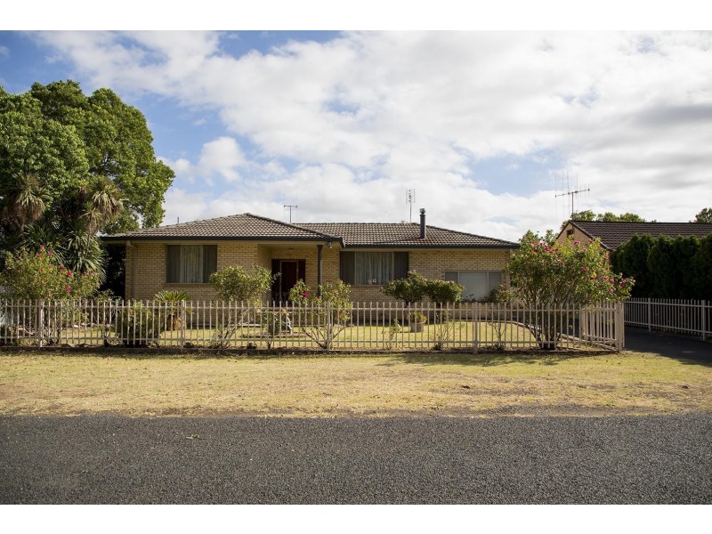 2 Gisborne Lane, Wellington NSW 2820