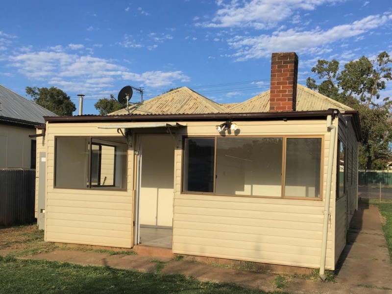 99 Pierce Street, Wellington NSW 2820