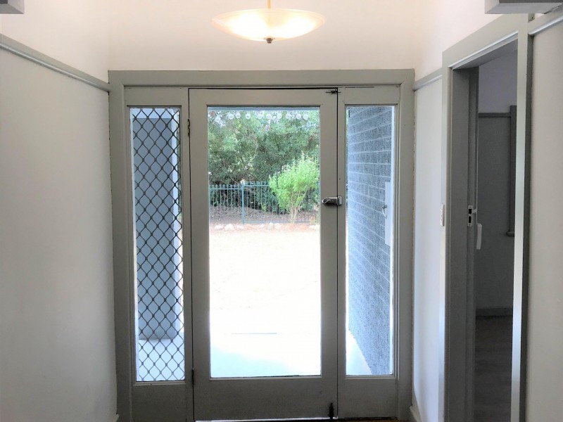 61 Curtis Street, Wellington NSW 2820