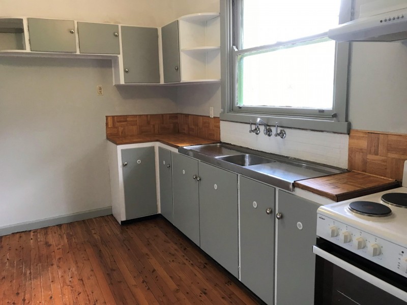 61 Curtis Street, Wellington NSW 2820