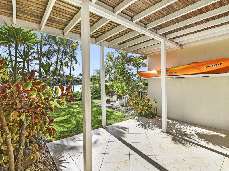 Unit 15/300 Cottesloe, Mermaid Waters QLD 4218