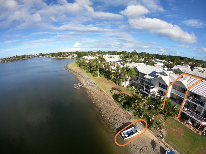 Unit 15/300 Cottesloe, Mermaid Waters QLD 4218