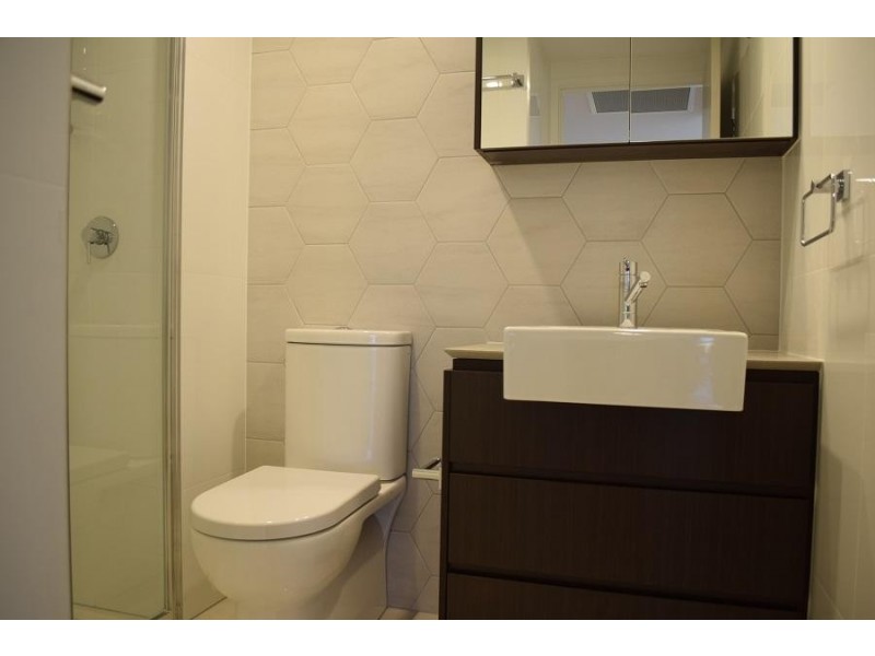 608/125 Station Rd, Indooroopilly QLD 4068