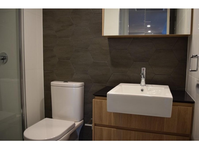208/125 Station Rd, Indooroopilly QLD 4068