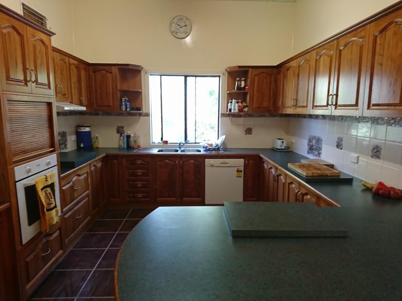 113 Woodbine Road, Blackall QLD 4472