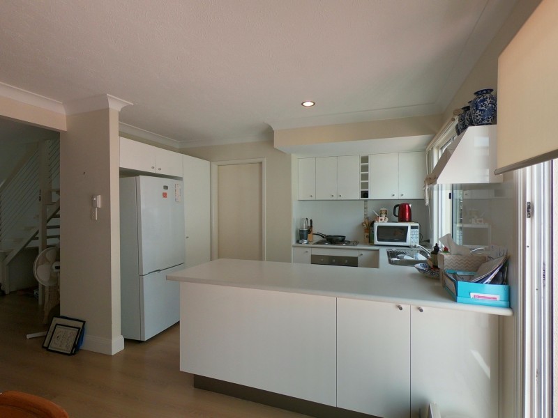 Unit 80/300 Cottesloe, Mermaid Waters QLD 4218