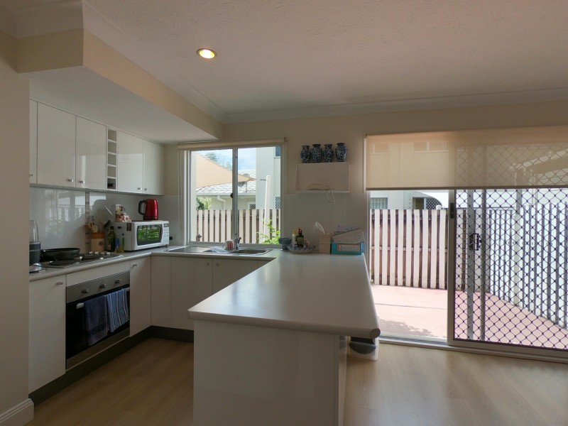 Unit 80/300 Cottesloe, Mermaid Waters QLD 4218