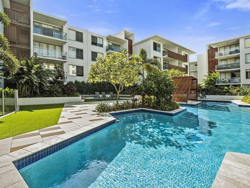 2302/1-7 Waterford Ct, Bundall QLD 4217
