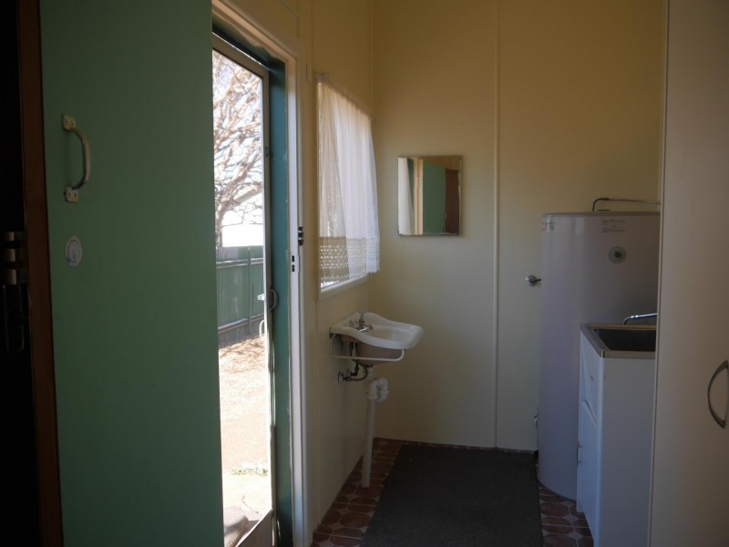 85 Warne Street, Wellington NSW 2820