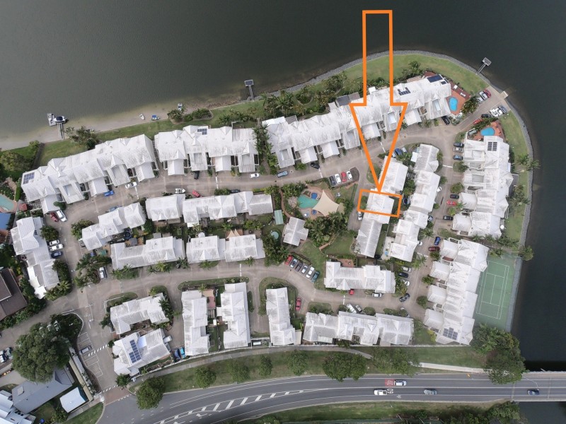 Unit 50/300 Cottesloe, Mermaid Waters QLD 4218