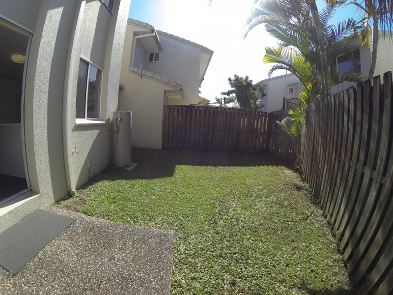 Unit 50/300 Cottesloe, Mermaid Waters QLD 4218