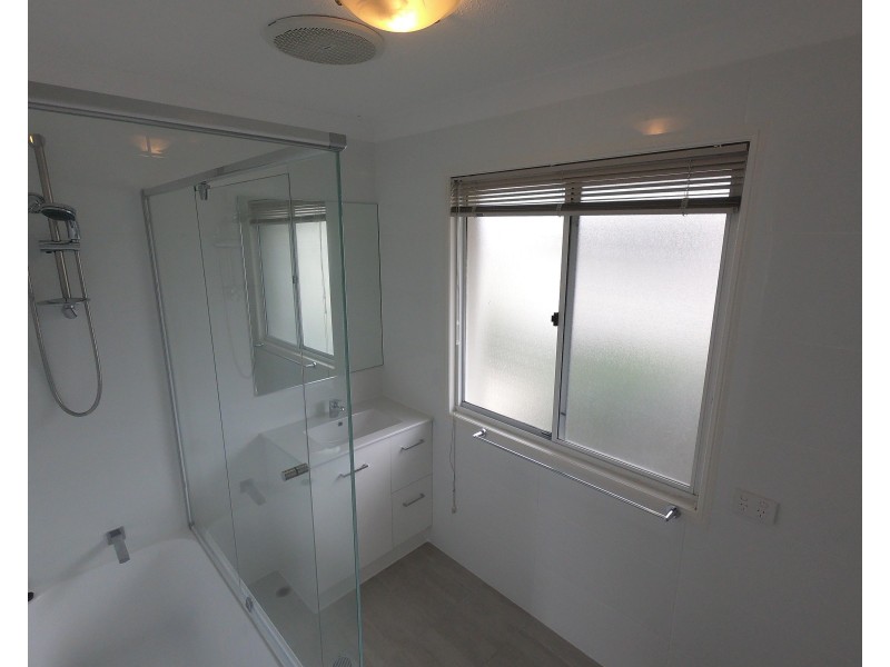 Unit 50/300 Cottesloe, Mermaid Waters QLD 4218