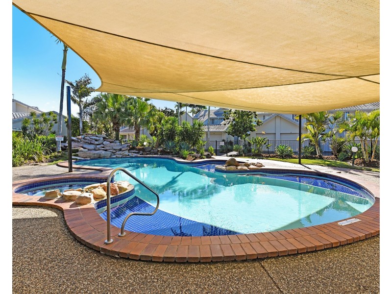 Unit 50/300 Cottesloe, Mermaid Waters QLD 4218