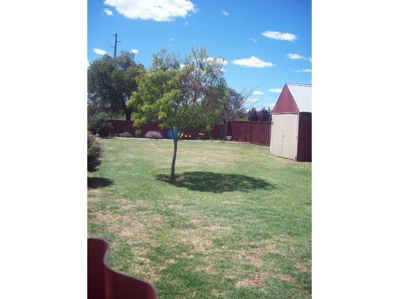 2 Percy Street, Wellington NSW 2820