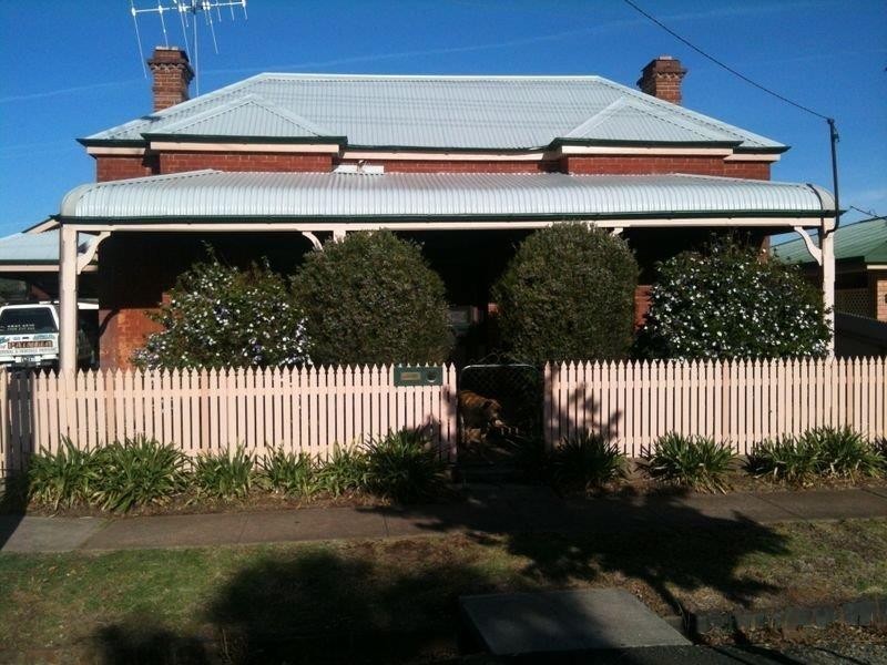 2 Percy Street, Wellington NSW 2820