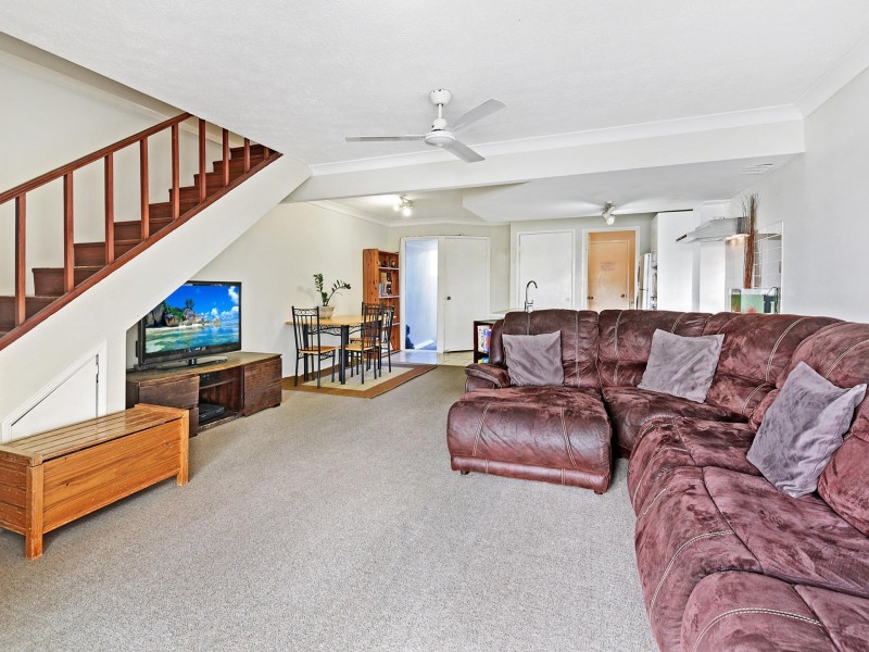 Unit 41/300 Cottesloe Drive, Mermaid Waters QLD 4218