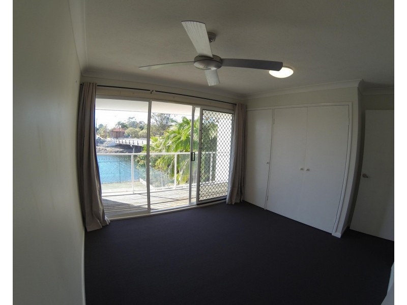 Unit 97/300 Cottesloe, Mermaid Waters QLD 4218