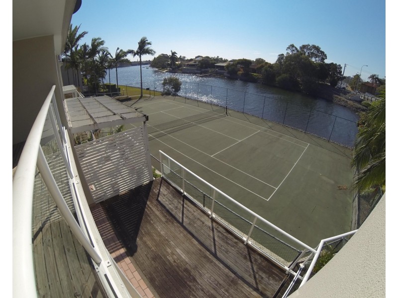 Unit 97/300 Cottesloe, Mermaid Waters QLD 4218