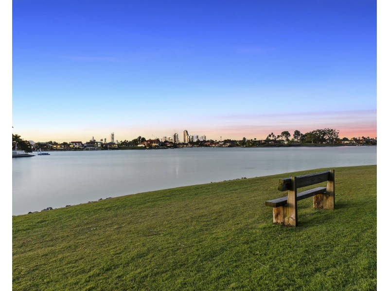 Unit 97/300 Cottesloe, Mermaid Waters QLD 4218