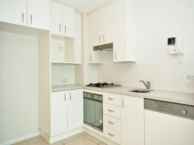 Unit 1008/1 Como Crescent, Southport QLD 4215