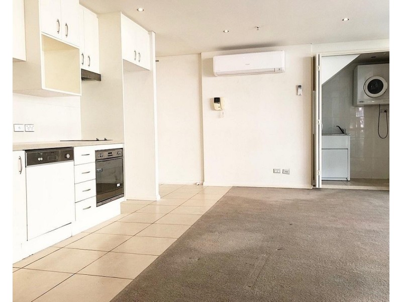 Unit 1201/1 Como Crescent, Southport QLD 4215