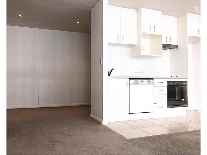 Unit 1201/1 Como Crescent, Southport QLD 4215