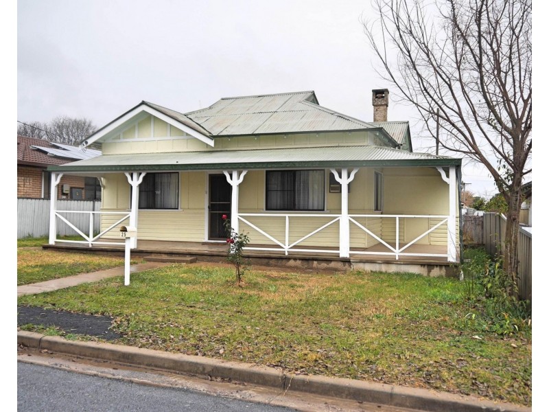 25 Clive Street, Wellington NSW 2820