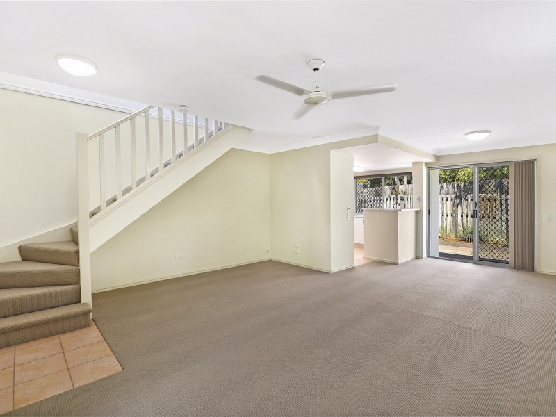 Unit 194/215 Cottesloe Drive, Mermaid Waters QLD 4218