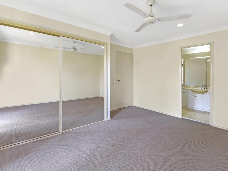 Unit 194/215 Cottesloe Drive, Mermaid Waters QLD 4218