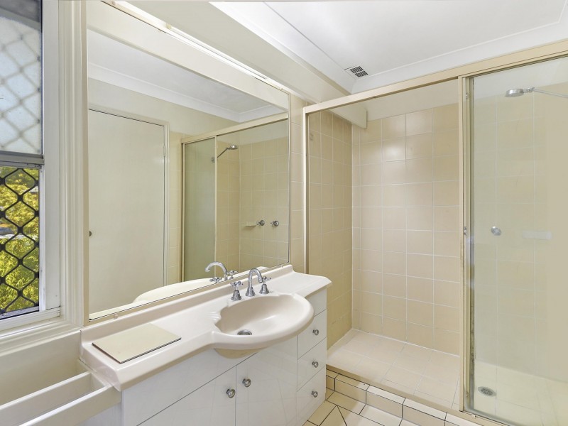 Unit 194/215 Cottesloe Drive, Mermaid Waters QLD 4218