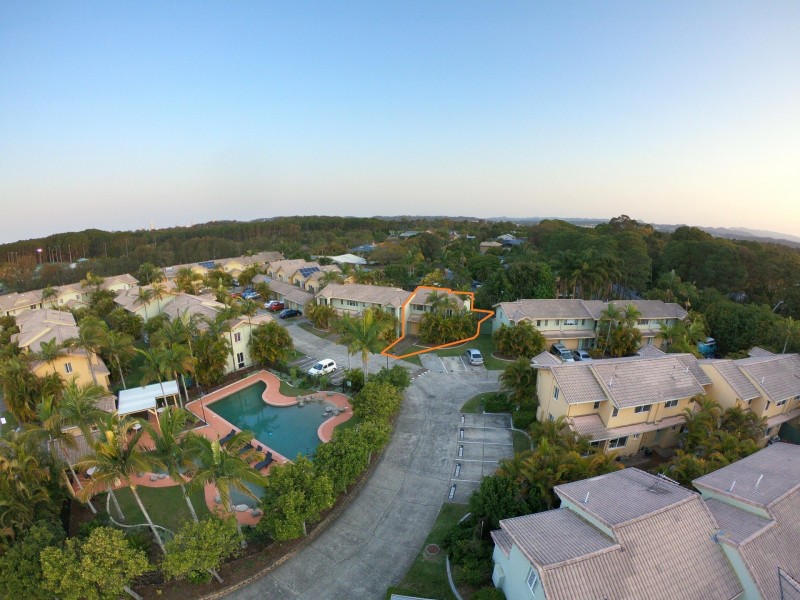 Unit 194/215 Cottesloe Drive, Mermaid Waters QLD 4218